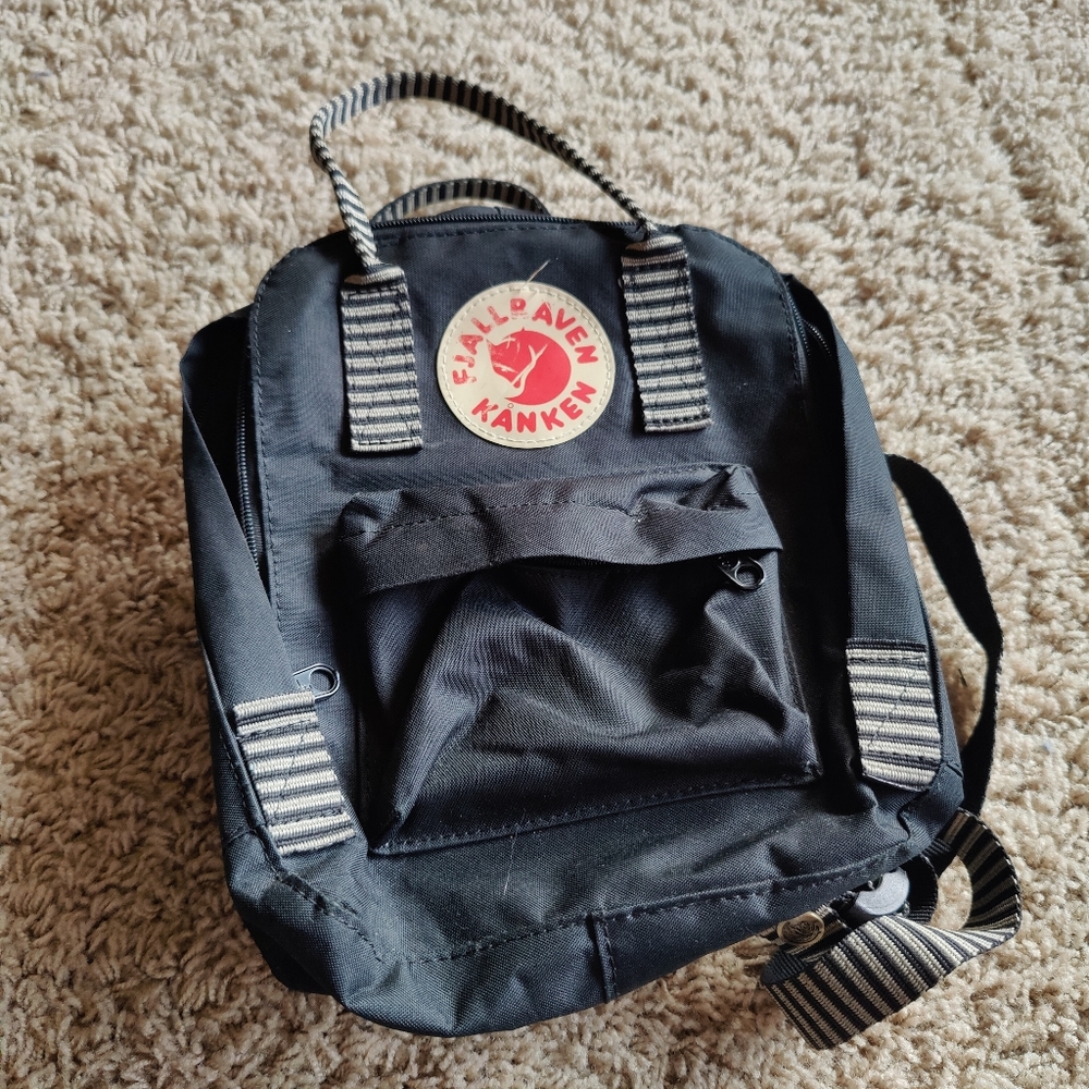 Fjallraven Mini backpack with striped straps